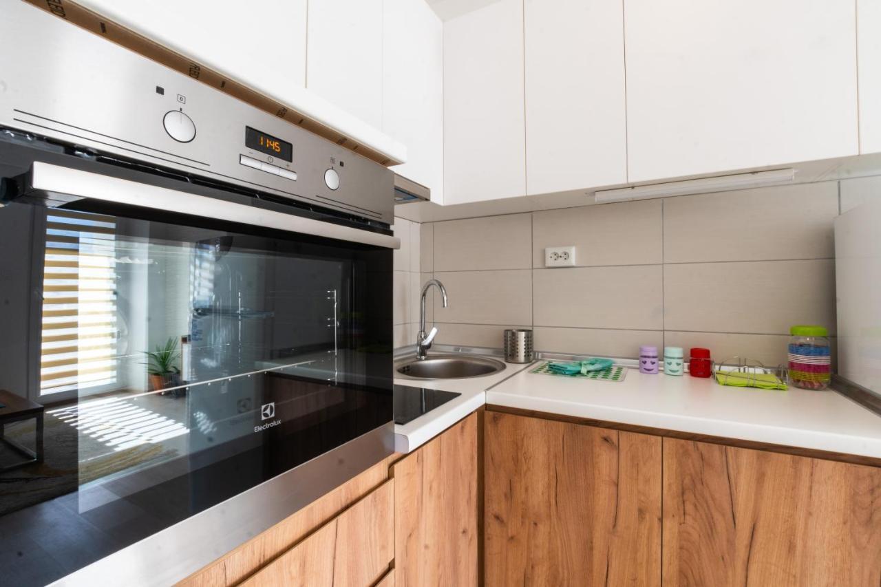 • Charming ǀ Near City Mall ǀ 1Br • Apartment Скопие Екстериор снимка