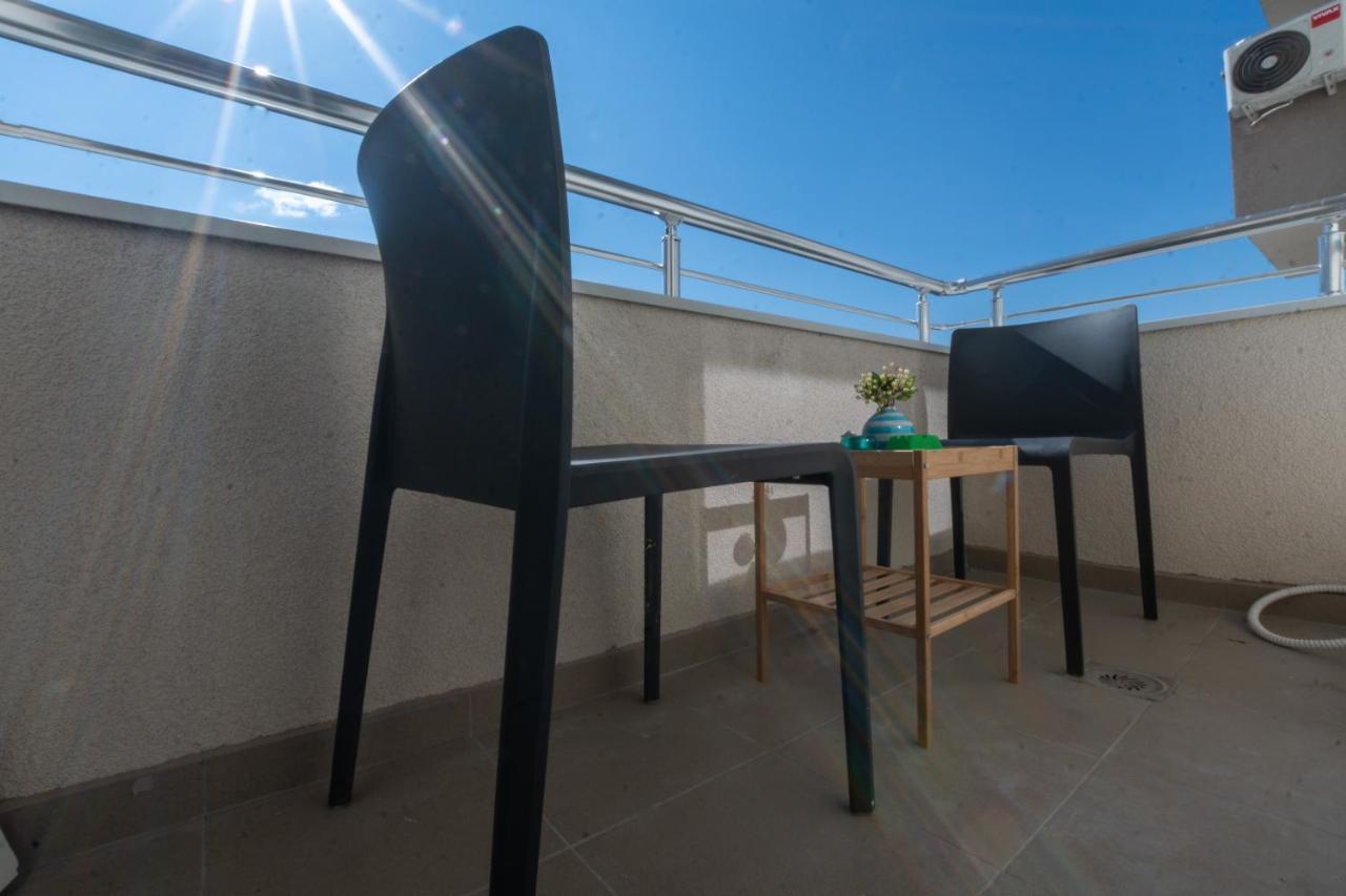 • Charming ǀ Near City Mall ǀ 1Br • Apartment Скопие Екстериор снимка